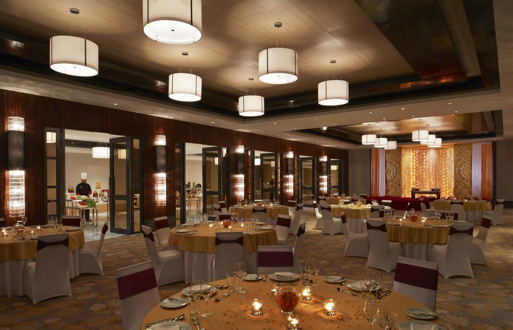 Courtyard By Marriott Bilaspur Exterior foto